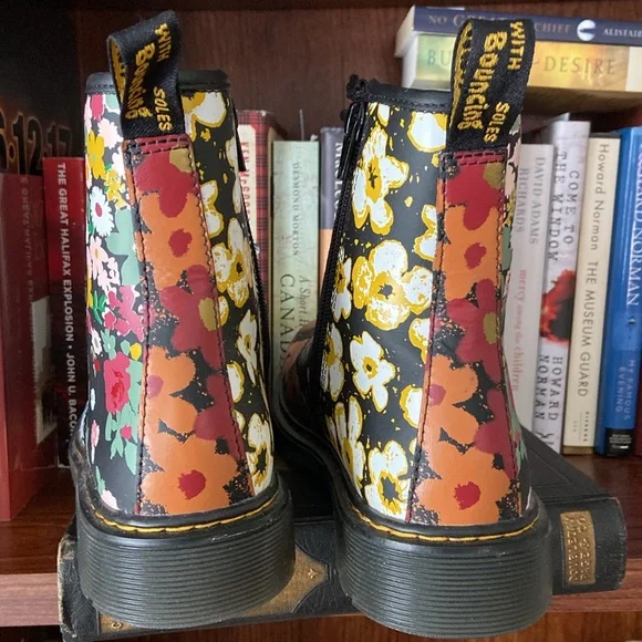 NWOB Dr. Martens 1460 Y Floral Mash Up Boot Youth Size 7 - Picture 7 of 16